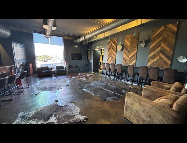 BUSINESS PROPERTY TO RENT IN NORTHGATE ISLAND